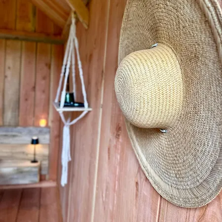 אוהל מפואר Le Refuge En Bois Nuit Insolite En Pleine Nature Glanville